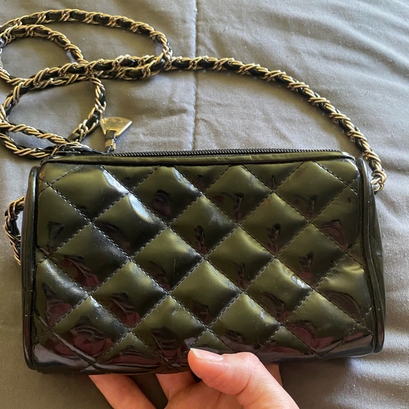 😍liquidate Saks Fifth Avenue XXS vintage handbag - Picture 3 of 16